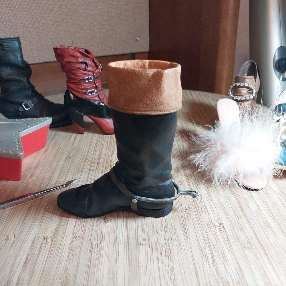 Just The Right Shoe By Raine Lot Of 6 Collector Shoes  & 2003 Trinket Box READ - Picture 13 of 16